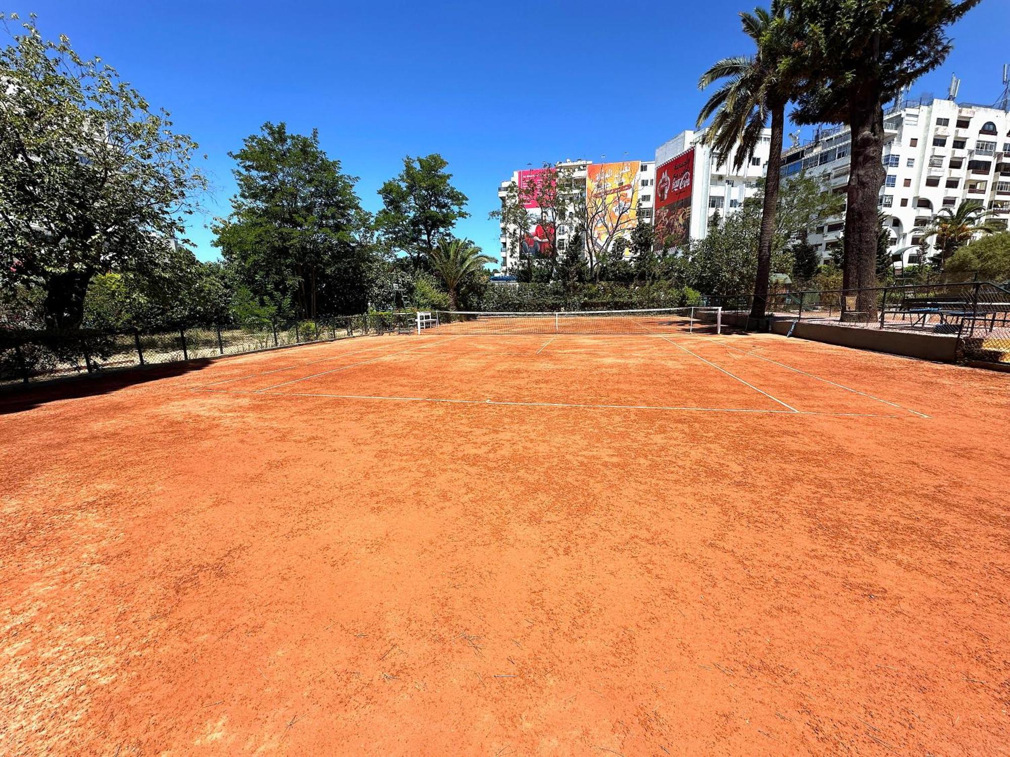 El Minzah Hotel Tangier Exterior photo Tennis court at the University of Patras